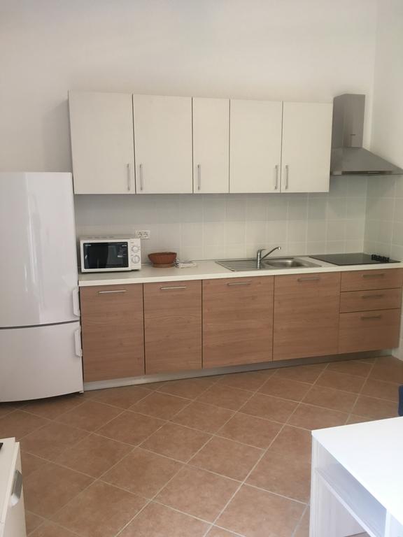 אומאג Apartmani Svjetionik מראה חיצוני תמונה